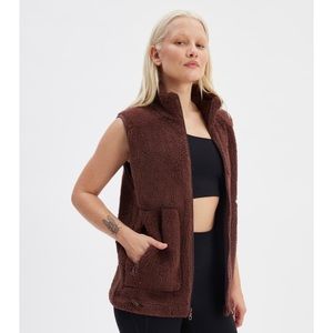 Girlfriend Collective Recycled Fleece Vest